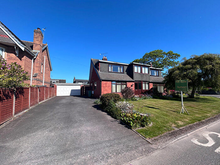 3 Bedroom Detached House For Sale In Oldfield Carr Lane, Poulton-Le-Fylde, FY6