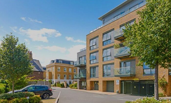 4 Bedroom End Of Terrace House To Rent In Brewery Lane, Twickenham, TW1