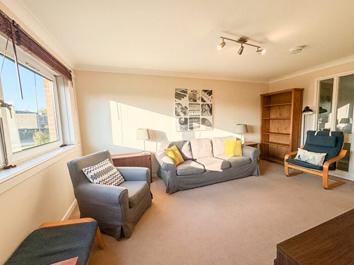 2 Bedroom Flat To Rent In Clark Place, Trinity, Edinburgh, EH5