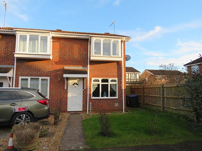 2 Bedroom House To Rent In Fleetwind Drive, Northampton, NN4