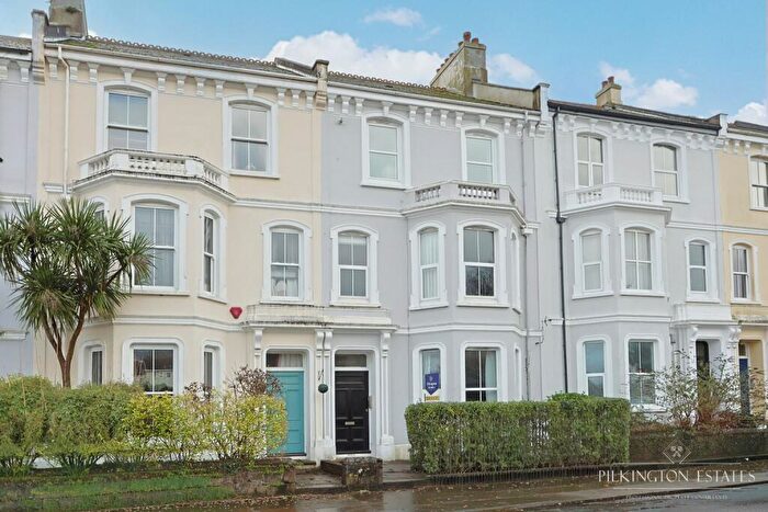 3 Bedroom Maisonette For Sale In Stuart Road, Plymouth, PL1
