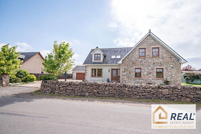 4 Bedroom Detached House For Sale In Bore Row, FK7