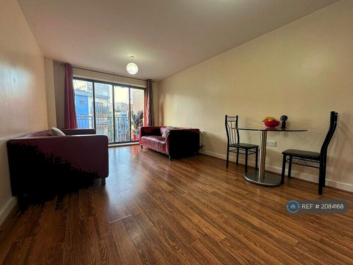 1 Bedroom Flat To Rent In Brook Court, Barking, IG11