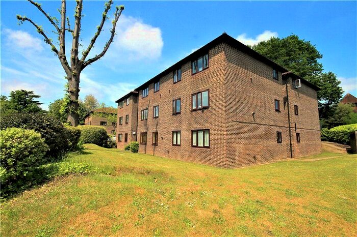 1 Bedroom Flat To Rent In Calluna Court, Woking, GU22