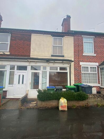 2 Bedroom Property To Rent In Farm Road, Oldbury B68