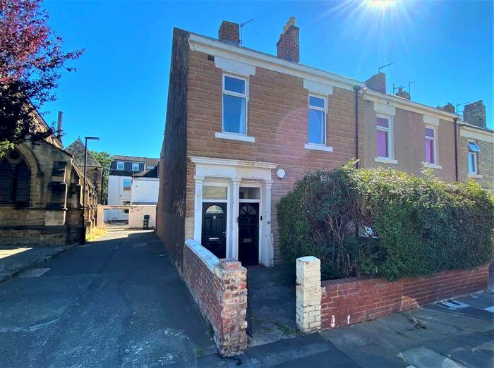 4 Bedroom Maisonette To Rent In Princes Street, North Shields, NE30