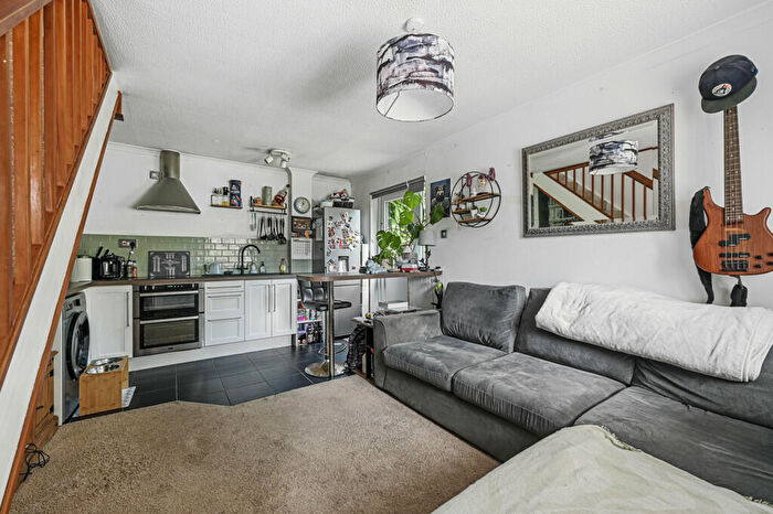 1 Bedroom End Of Terrace House For Sale In Springfield, Chelmsford, CM1