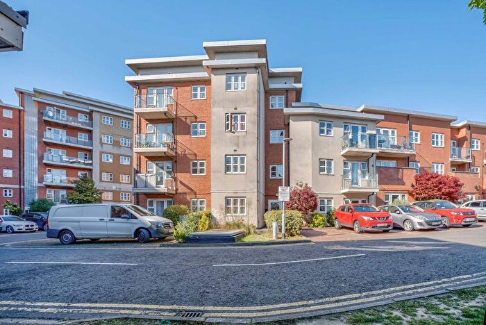 2 Bedroom Flat For Sale In Stanley Road, Harrow, HA2