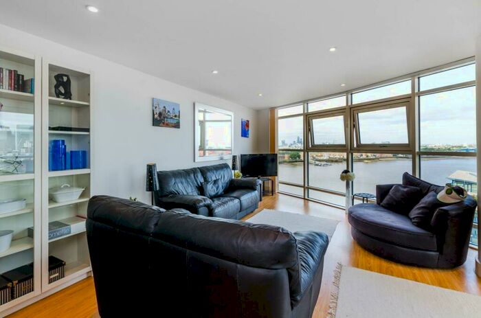 1 Bedroom Flat To Rent In Orion Point, Canary Wharf, London, E14