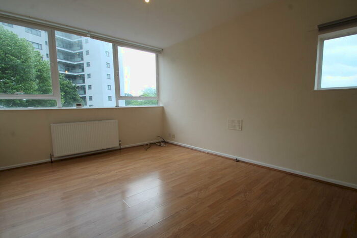 1 Bedroom Flat To Rent In Leyland Road, Lee Green, SE12