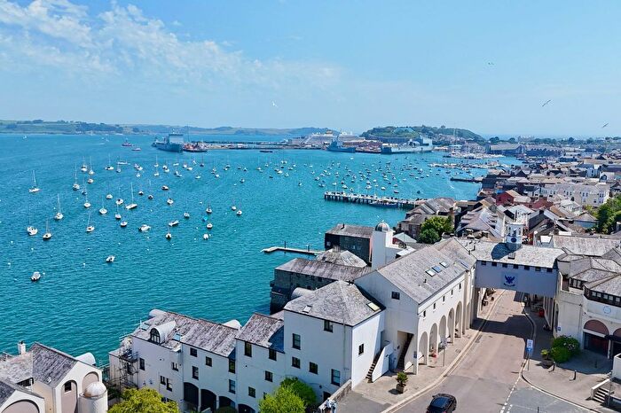1 Bedroom Flat For Sale In High Street, Falmouth, TR11