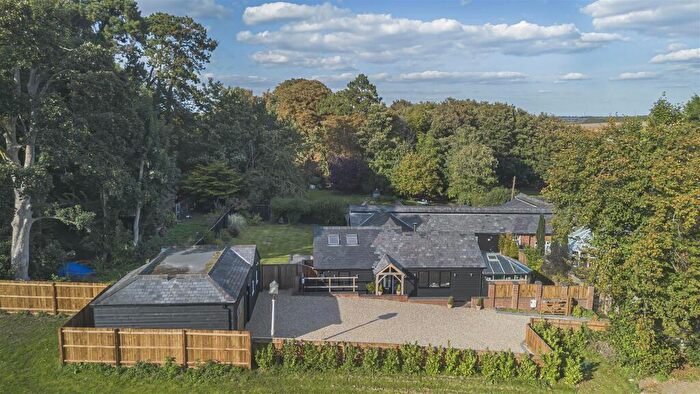 5 Bedroom Detached House For Sale In Stunning Stable Conversion - Braughing, SG11