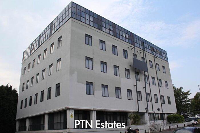 1 Bedroom Apartment For Sale In Dudley Road, Brierley Hill, DY5