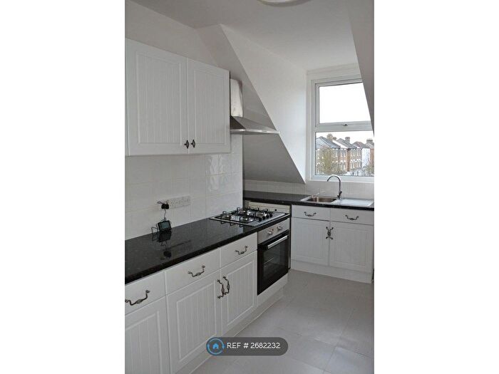 1 Bedroom Flat To Rent In Crouch Hill, London, N4