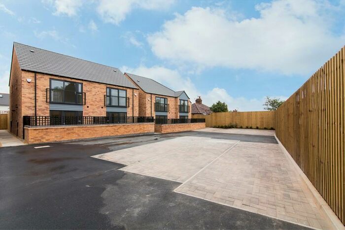 1 Bedroom Semi-Detached House To Rent In Clemency Mews, Broadgate, NG9