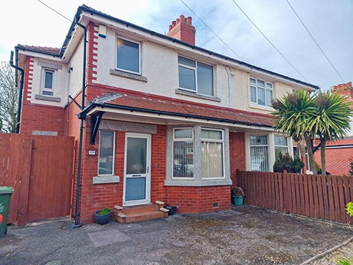 3 Bedroom Semi-Detached House To Rent In Richmond Avenue, Thornton-Cleveleys, FY5
