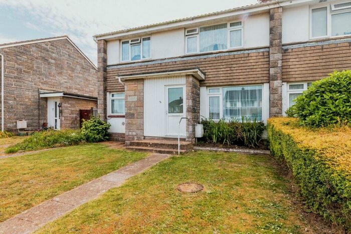 2 Bedroom Apartment To Rent In Worsley Road, Godshill, PO38