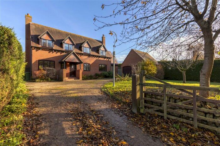 5 Bedroom Detached House For Sale In Southend, Garsington, Oxford, Oxfordshire, OX44