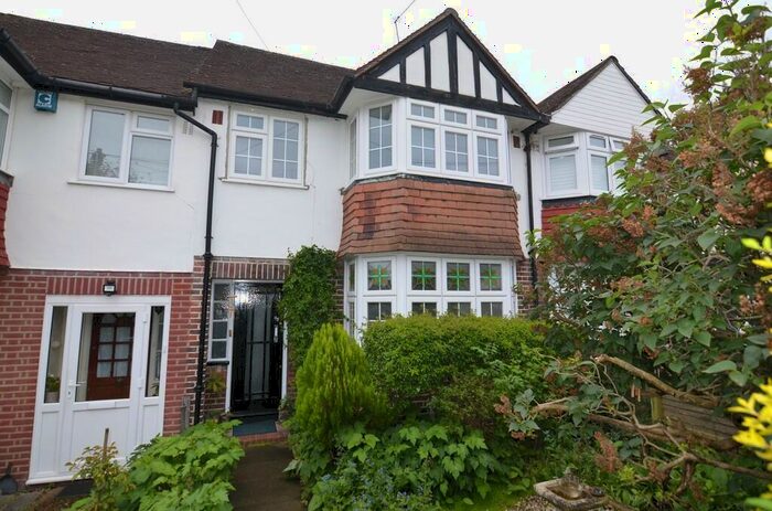 3 Bedroom Terraced House To Rent In Jevington Way, London, SE12