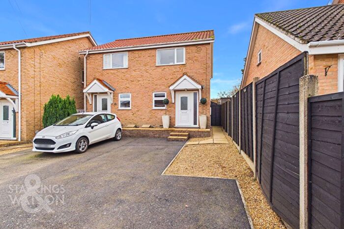 2 Bedroom Semi Detached House For Sale In Dukes Road, Bungay, NR35