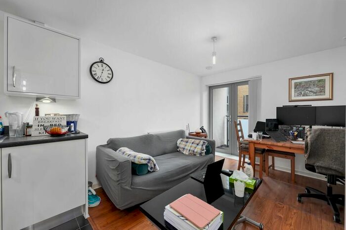 1 Bedroom Flat To Rent In Vernon Road, London, E3
