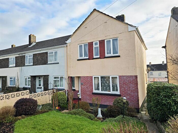 3 Bedroom End Of Terrace House For Sale In Hurdon Way, Launceston, PL15