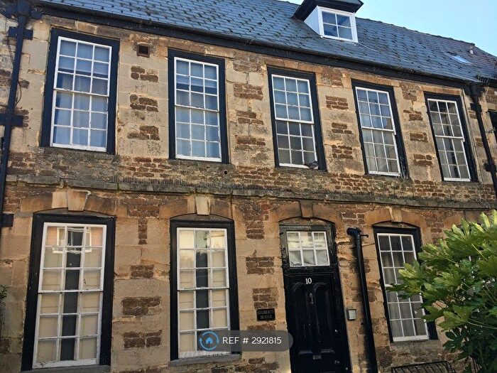 1 Bedroom Flat To Rent In High St, Swindon, SN6