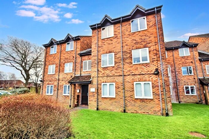 1 Bedroom Flat To Rent In Locks Heath, SO31