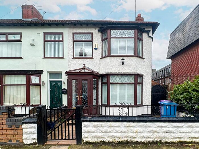 3 Bedroom Semi Detached House For Sale In Gorsedale Road, Liverpool, L18