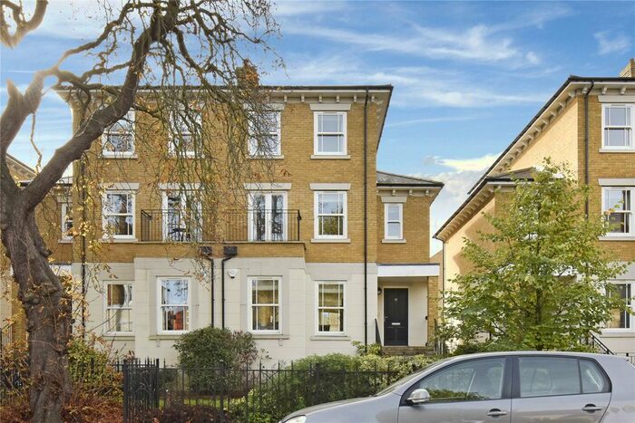 5 Bedroom Semi-Detached House To Rent In Claremont Road, Windsor, Berkshire, SL4