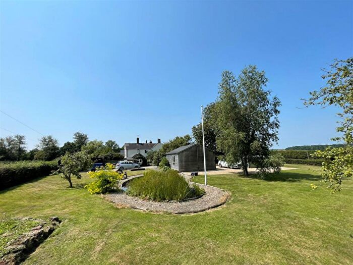 2 Bedroom Cottage For Sale In Thornhill, Stalbridge Sturminster Newton, DT10