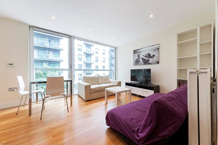 1 Bedroom Apartment To Rent In Millharbour, London, E14