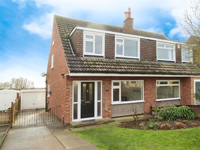 3 Bedroom Semi Detached House To Rent In Richmondfield Avenue, Barwick In Elmet, Leeds, LS15