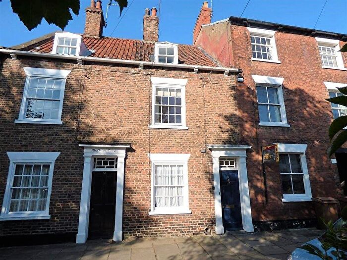 3 Bedroom Town House To Rent In North Bar Without, Beverley, East Yorkshire, HU17