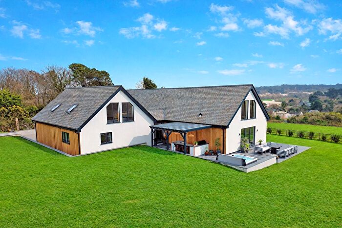 4 Bedroom Detached House For Sale In Wheal Rose, Scorrier, Cornwall, TR16