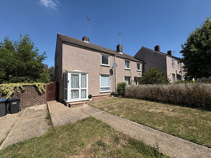 2 Bedroom House To Rent In Westfield, Harlow, CM18