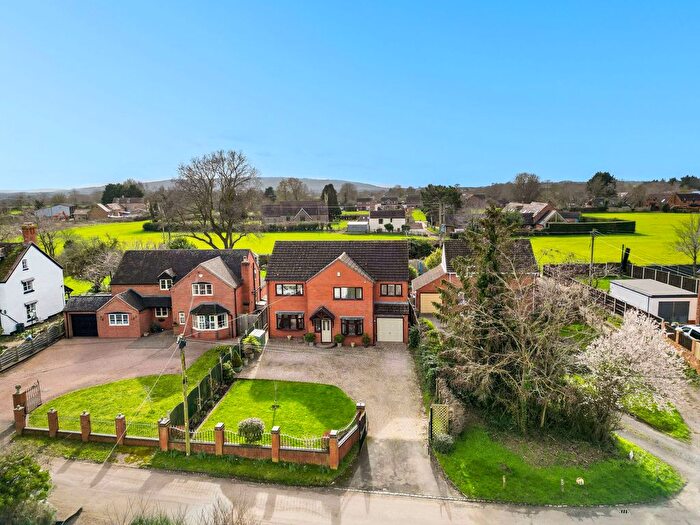 4 Bedroom Detached House For Sale In Church View, Pinvin, Pershore, Worcestershire, WR10