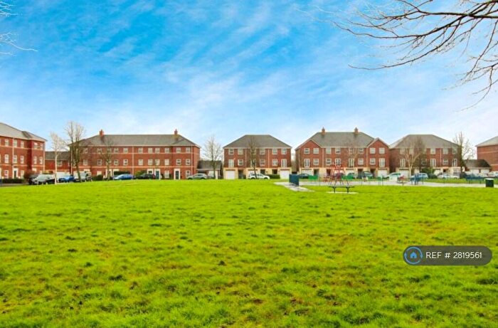 2 Bedroom Flat To Rent In Beaufort Square, Cardiff, CF24