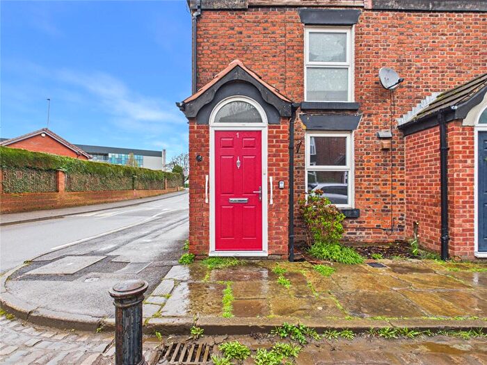 2 Bedroom Terraced House For Sale In Sunnybank Avenue, Droylsden, Manchester, Greater Manchester, M43