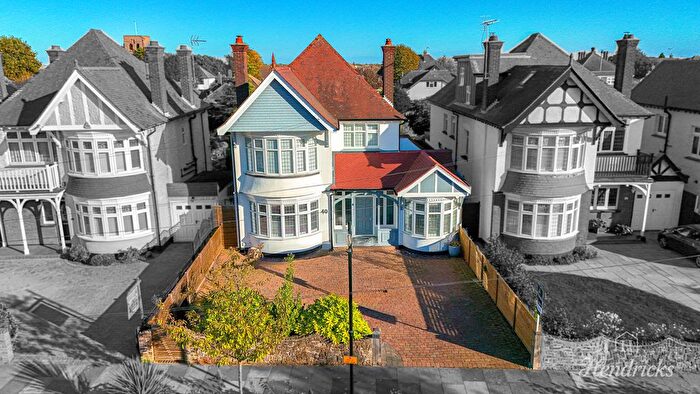 4 Bedroom Detached House For Sale In The Broadway, Southend-On-Sea, SS1