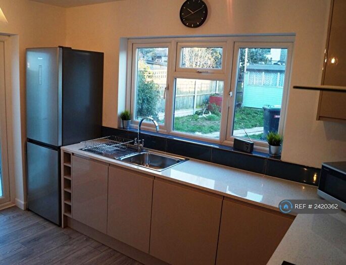 3 Bedroom Terraced House To Rent In Edith Road, Prittlewell, SS2