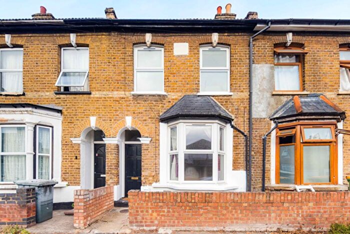 3 Bedroom Terraced House For Sale In Dunmow Road, London, E15