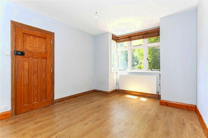 6 Bedroom Property To Rent In Weston Road, Guildford, Surrey, GU2