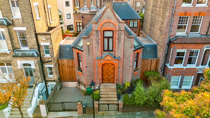 4 Bedroom Detached House For Sale In Denning Road, London, NW3