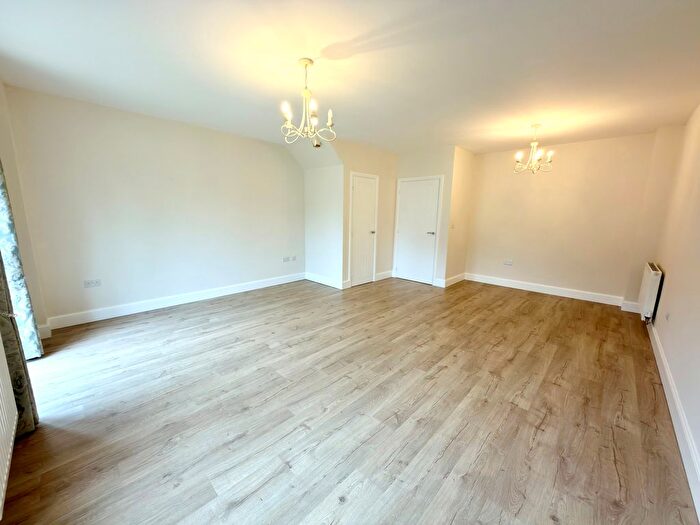 4 Bedroom Semi-Detached House To Rent In Portcullis Drive, Wallingford, OX10