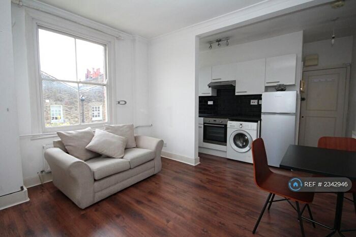 1 Bedroom Flat To Rent In Amhurst Road, London, E8