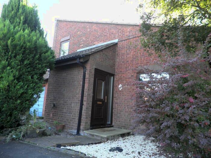 2 Bedroom House To Rent In Ashtree Road, Frome, Somerset, BA11