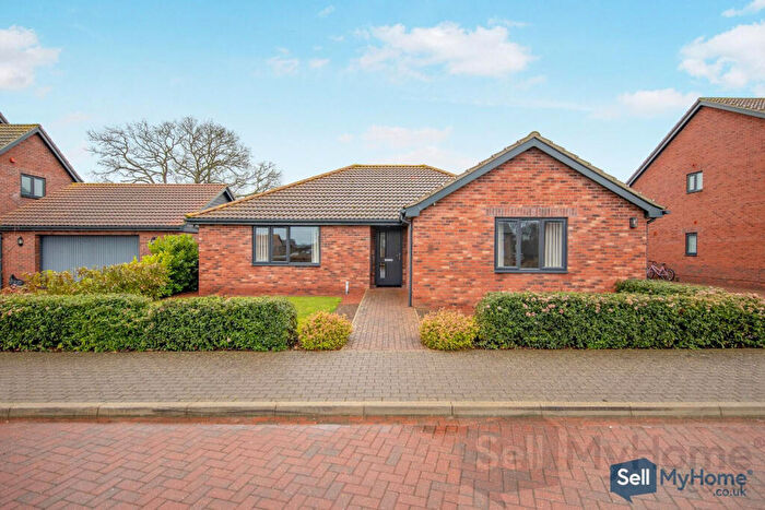 3 Bedroom Detached Bungalow For Sale In Dunningham Drive, Raydon, Ipswich, IP7
