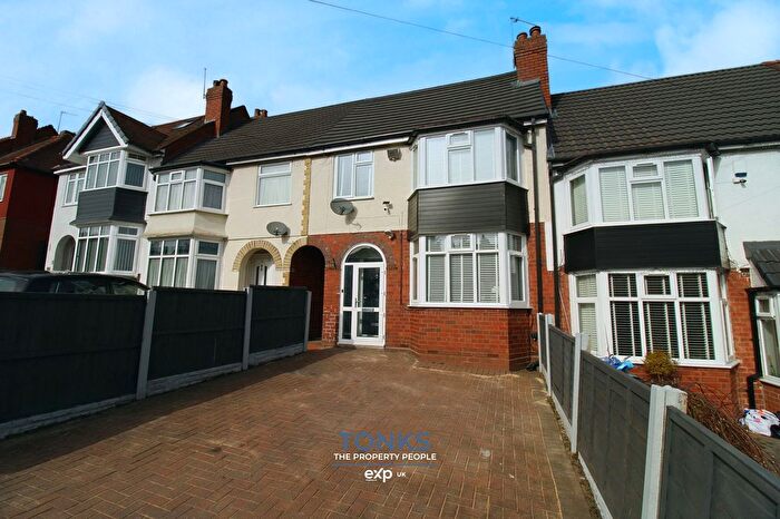 3 Bedroom Terraced House For Sale In Highbury Avenue, Rowley Regis, B65