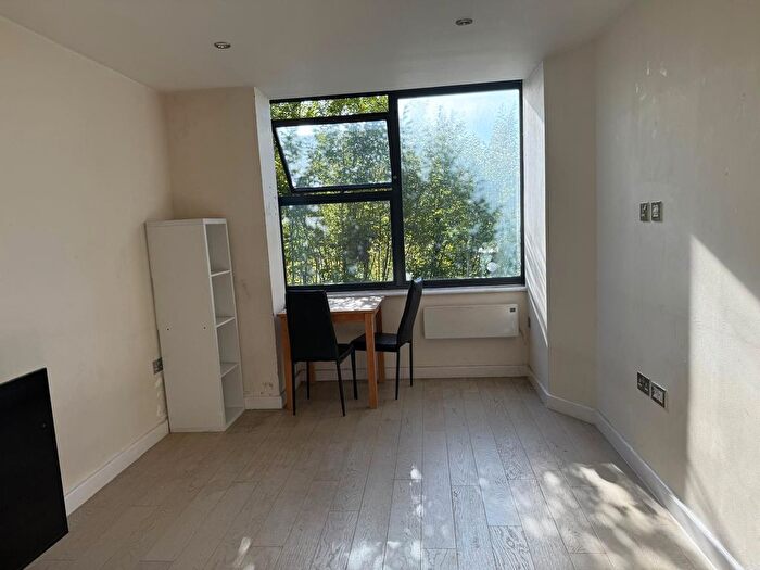 1 Bedroom Flat To Rent In Flat, - Northolt Road, Harrow, HA2